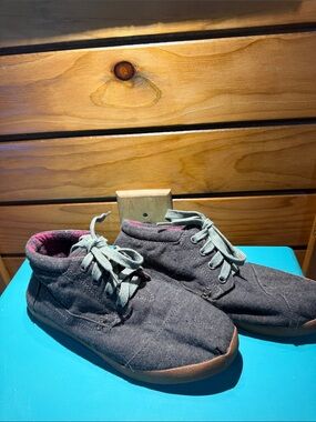 Toms Casual Gray Canvas Lace-Up Shoes